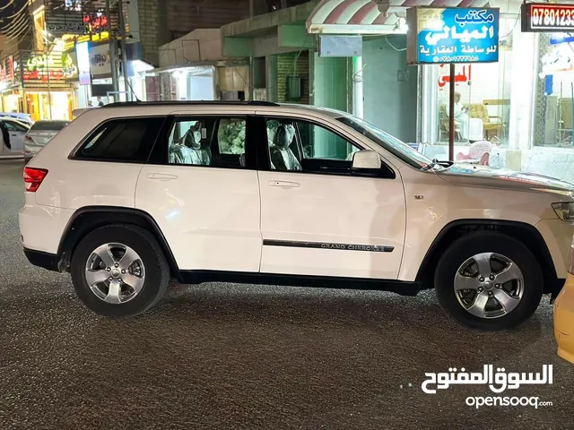 Jeep Grand Cherokee 2012 in Dhi Qar