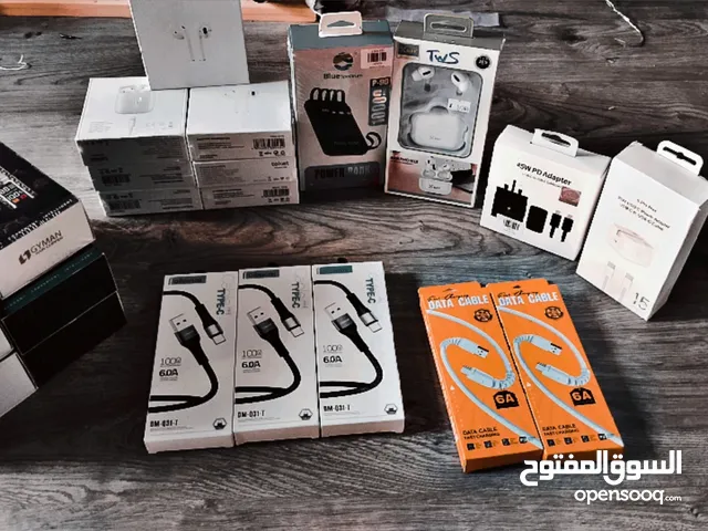 بيع سماعات ايربودز ... مكائن حلاقه شواحن. بور بانك صوره واضح العدد. جديده لكن مو. الاصلي