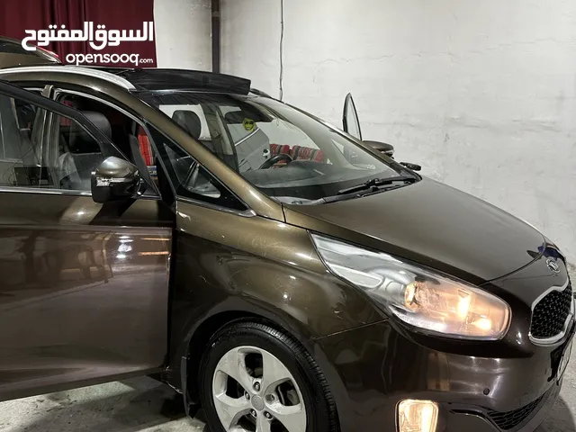 كيا كارينز 2016