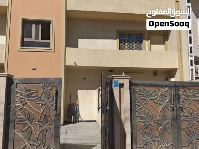 150 m2 3 Bedrooms Apartments for Rent in Basra Tahseneya