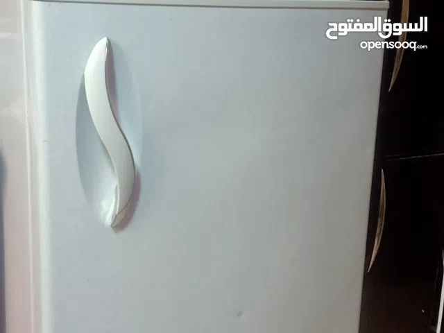 ثلاجه كريازي نوفرست فرصه للنقل ف شقه اخري