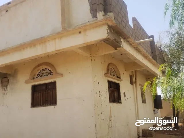 بيت ممتاز وبناء قوي جدا في ضحيان