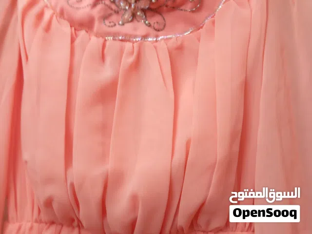 فستان خطوبة او سهرة