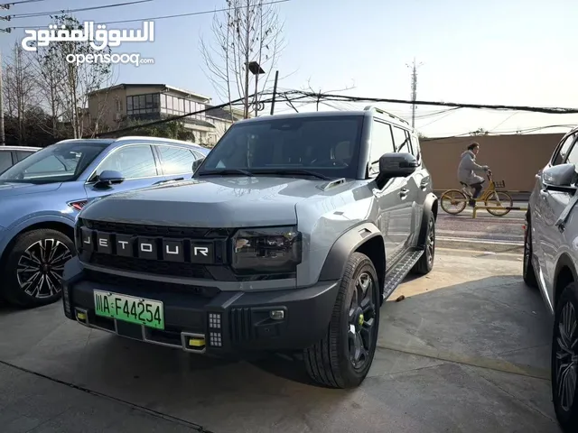 Jetour T2 hybrid Blue color - 208km battery range -Mountain Edition - co-pilot screen