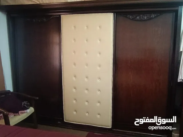 غرفة نوم للبيع