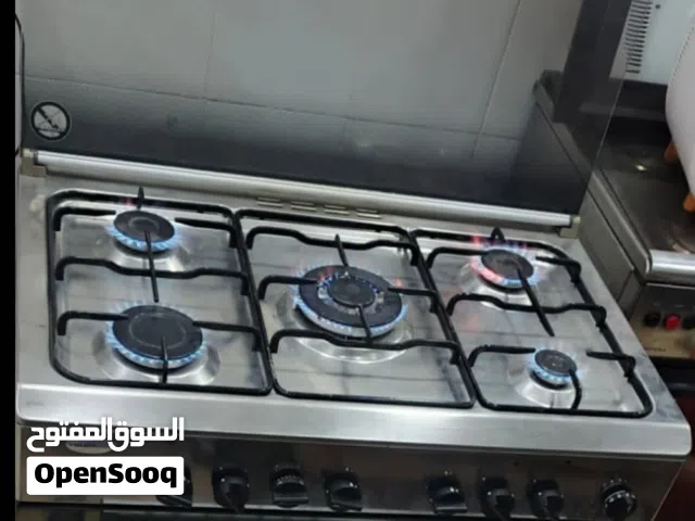 للبيع فرن بحالة ممتازة