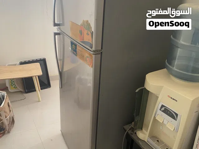 ثلاجه للبيع