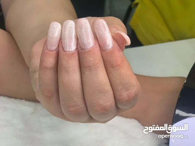 هارد جيل. تركيب اظافر.. اكستنشن.. اكريلك. هارد جيل يد ورجل فقط ب 100 درهم.. اكريلك يد ورجل 150