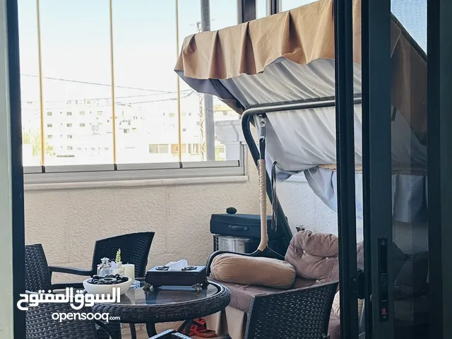 طاولة راتان وكراسي للبيع