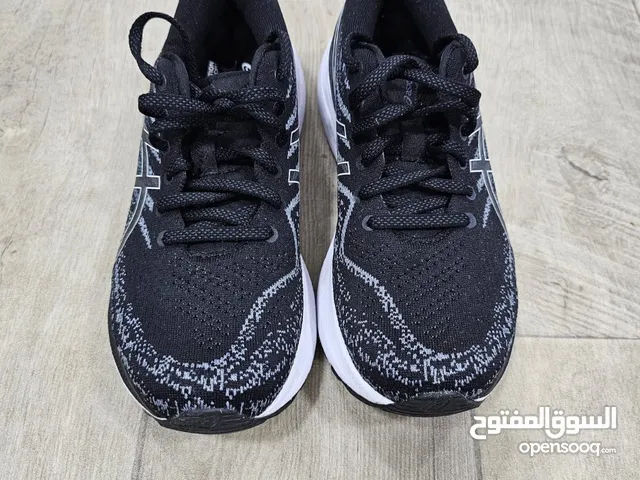 Black Sport Shoes in Central Governorate