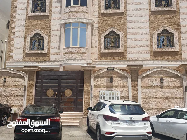 200 m2 4 Bedrooms Apartments for Rent in Jeddah Al Ajaweed