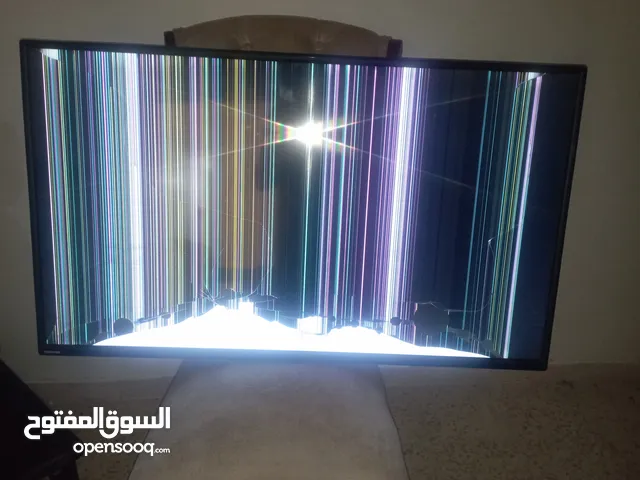 شاشة 43 بوصة توشيبا مكسورة للبيع
