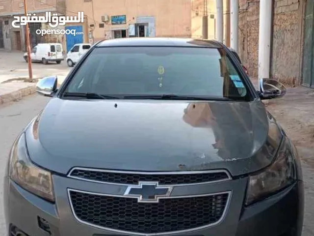 Used Chevrolet Cruze in Al-Aghwat