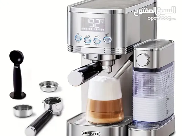 مكينة قهوة ممتازة وسهلة الاستخدام جديدة غير مستخدمة أبدا