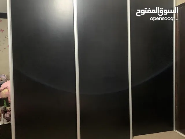 غرفة نوم مستعملة بحالة جيّدة للبيع