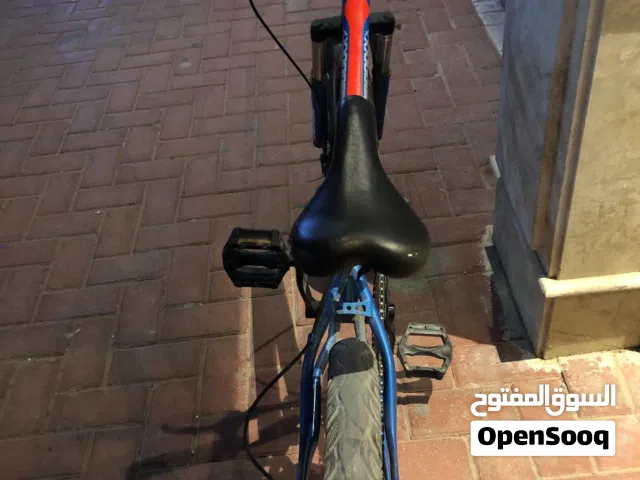 Turbo Road Bike  20 Inch Wheel Size  For Kids  Adjustable Seat  Blue بحاله ممتازه كالبيع
