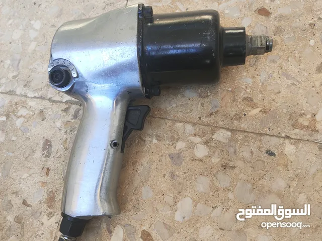 عدد صناعية بناشر