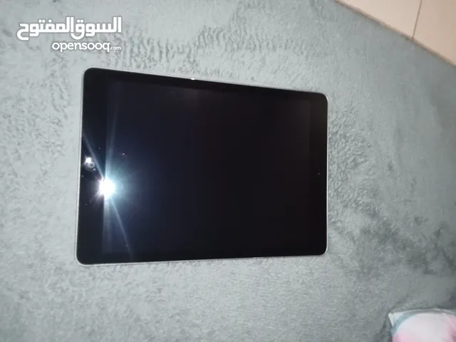 ipad air 16GB WIFI ALMOST NEW ..BIG SCREENS FREE CHARGER CABLE NO PROBLEM OR SCRATCH NEVER REPA