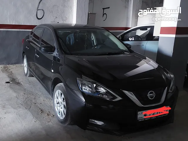 نيسان سيلفي 2019 ترخيص سنة لون اسود بحالة ممتازة فحص 4 جيد