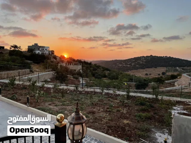 2 Bedrooms Chalet for Rent in Ajloun I'bbeen
