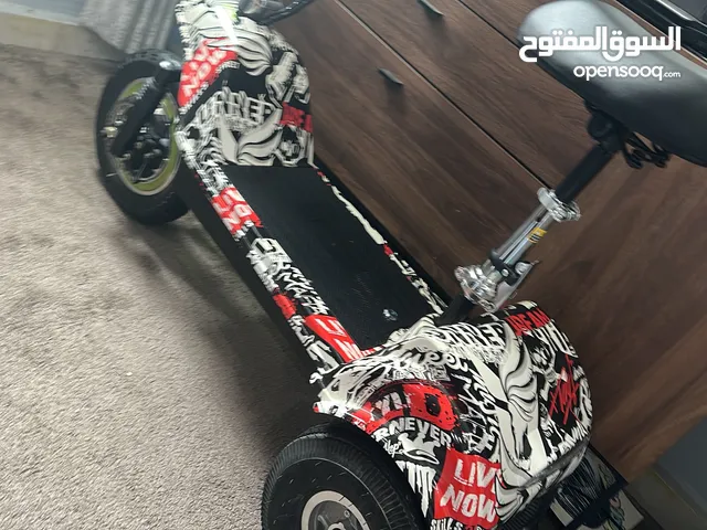 للبيع سكوتر تواصل واتساب فقط