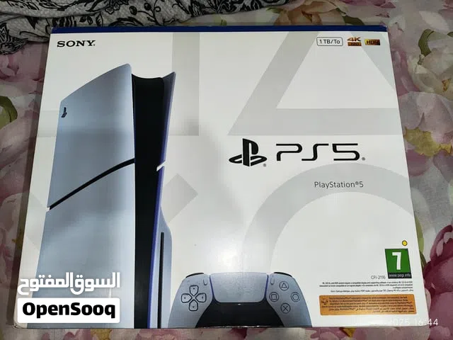 بلي 5 سلم استخدام ايام اريد احول pc كامل ملحقاته الاصلية