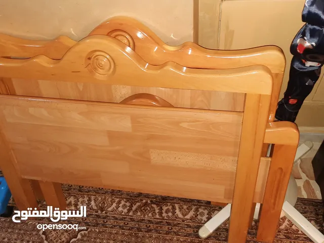 سرير مفرد عدد 2 للبيع