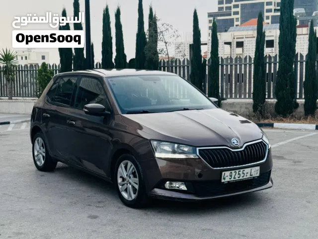 2022 سكودا فابيا Standard