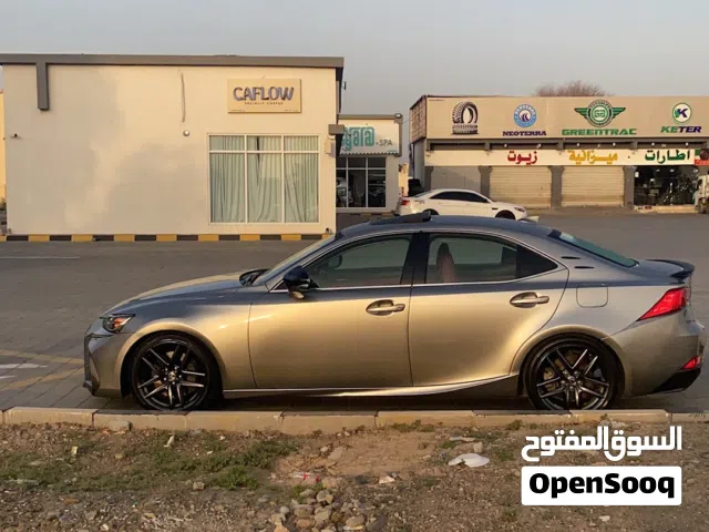 لكزس ارنوب للبيع بحاله ممتازه