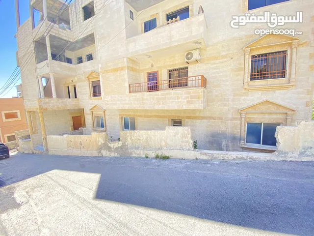 300 m2 3 Bedrooms Apartments for Sale in Salt Al Balqa'