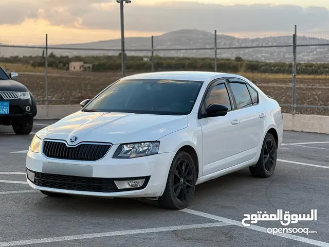 سكودا اكتافيا برايفت غيار عادي 1600 ديزل 2016