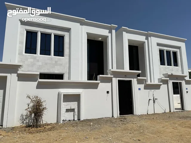 374 m2 5 Bedrooms Villa for Sale in Muscat Al-Hail