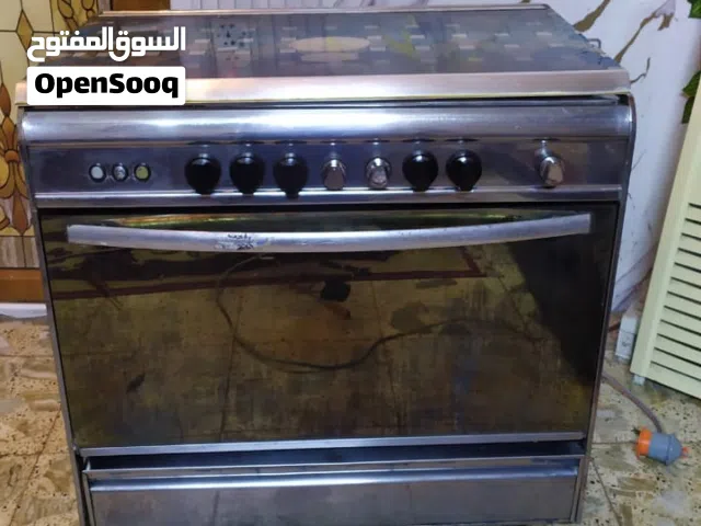 طباخ مصري يونيفرسال خمس عيون