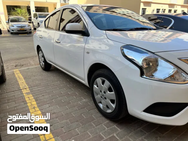 2023 Nissan Sunny SL