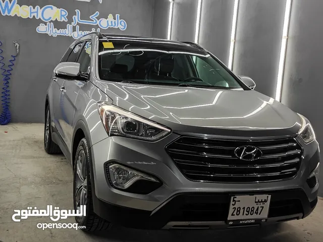 Hyundai Santa Fe 2016 in Tripoli