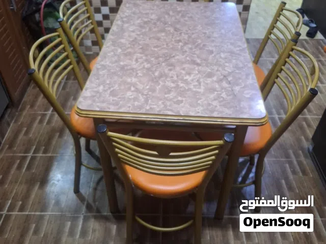 طاولة سفره