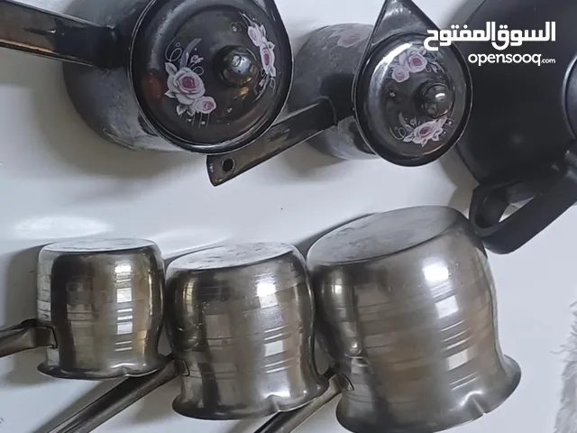 غلايات واباريق شاي بحالة ممتازة