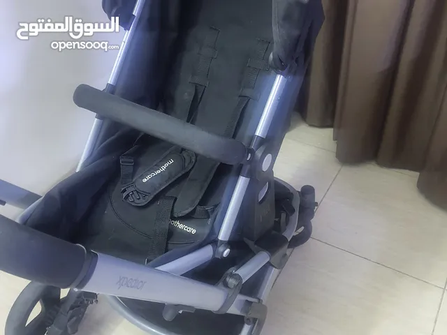 عربانة اطفال وكرسي سيارة طفل