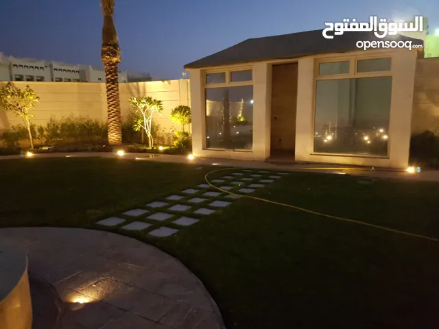 جميع أعمال الصيانات والتركيبات الكهربائية،  والصيانة العامة