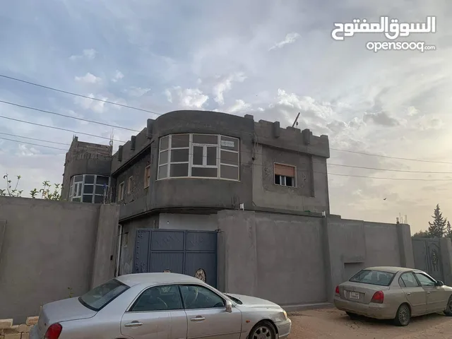 220 m2 3 Bedrooms Townhouse for Sale in Tripoli Tajura