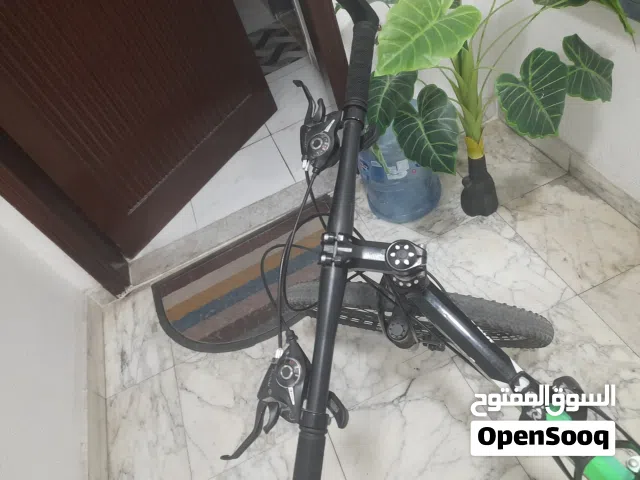 سيكل رائع جدا مستعمل استعمال خفيف جدا جدا سعر 750 قابل التفاوض
