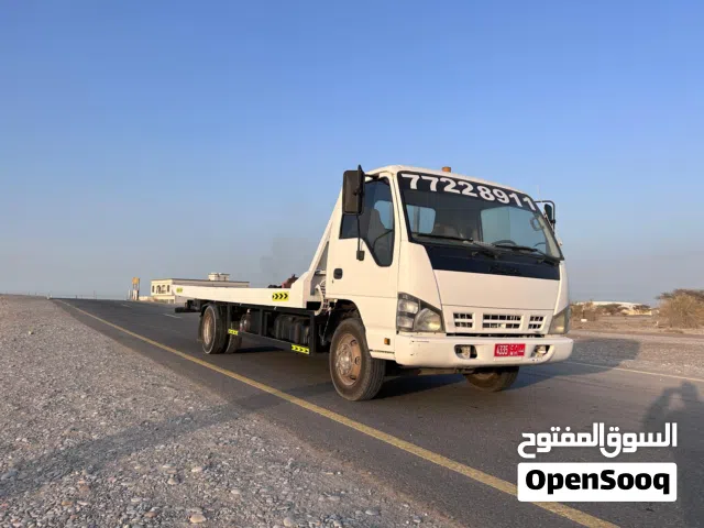 للبيع رافعه ايسوزو 2008