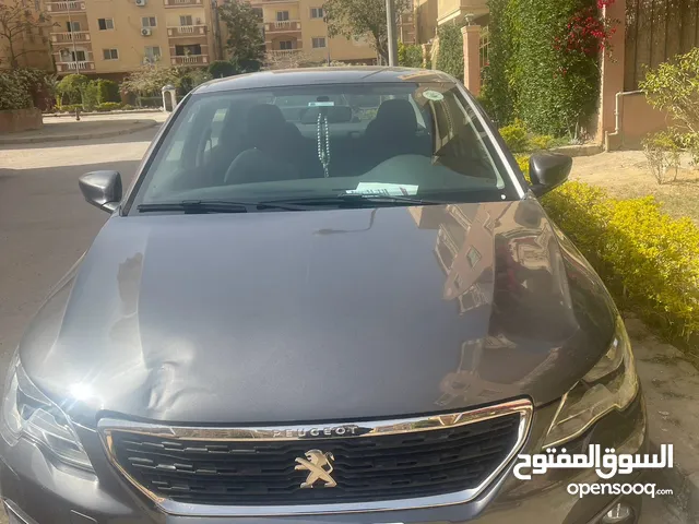 Peugeot 301 Active in Giza