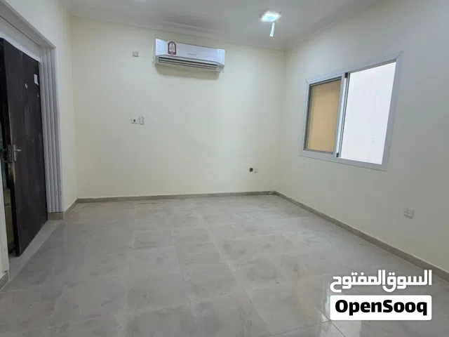 ستوديو في ام صلال