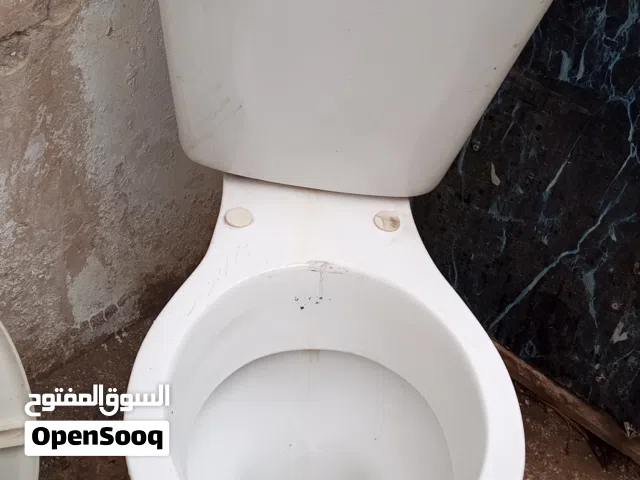 طقم حمام مقعدة +مغسلة نص عامود فقط ب25 دينار موجود في ماركا الجنوبية