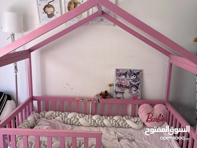 سرير للاطفال