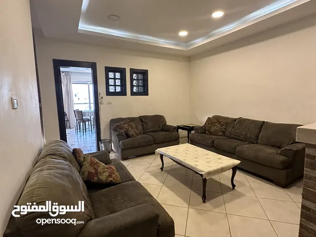 شقة مفروشة للايجار بمنطقة الجبيهة مع اطلالة