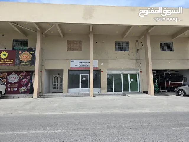 للايجار محلات تجاريه ميزانين في الديه