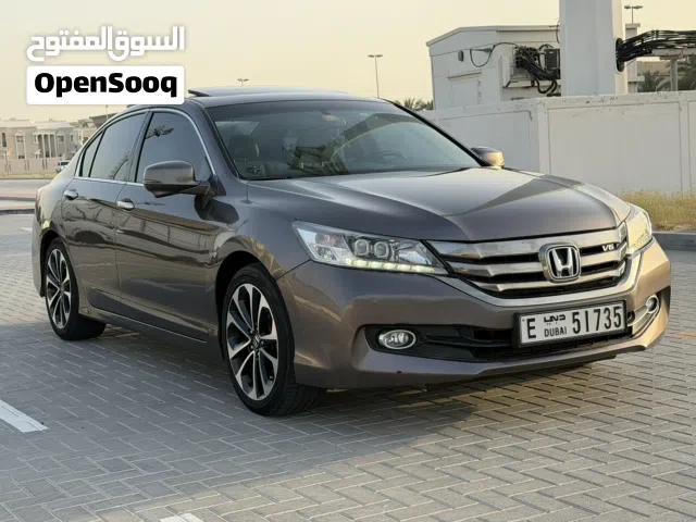 Single Owner Honda Accord 2016 Sports 3.5L GCC Specs in Great Shape