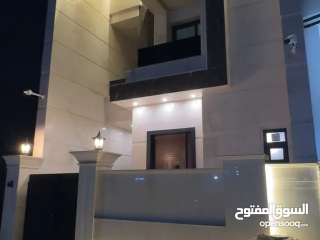 350 m2 5 Bedrooms Villa for Sale in Baghdad Qadisiyyah